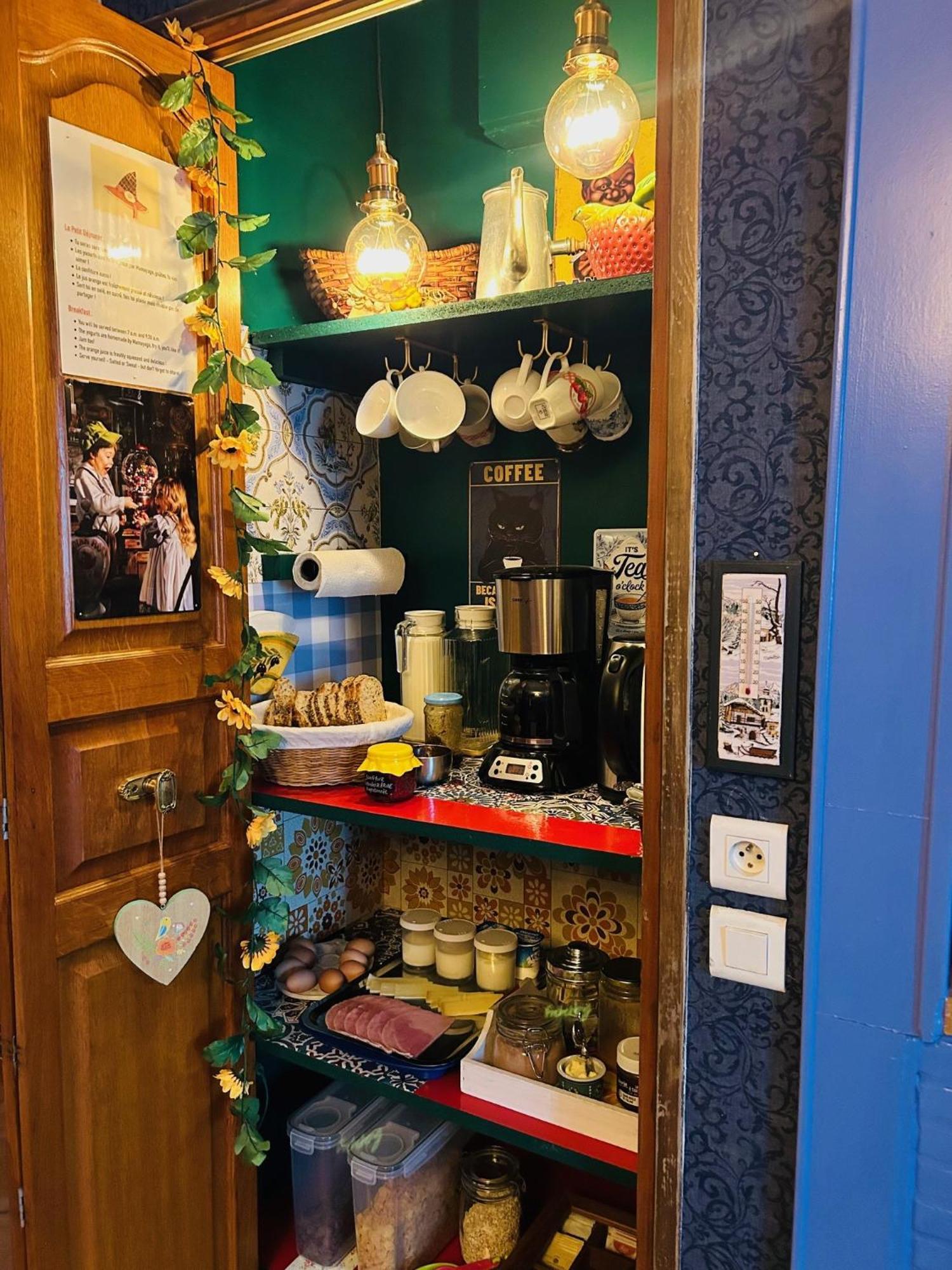 カプタング La Babayaga Bed & Breakfast エクステリア 写真