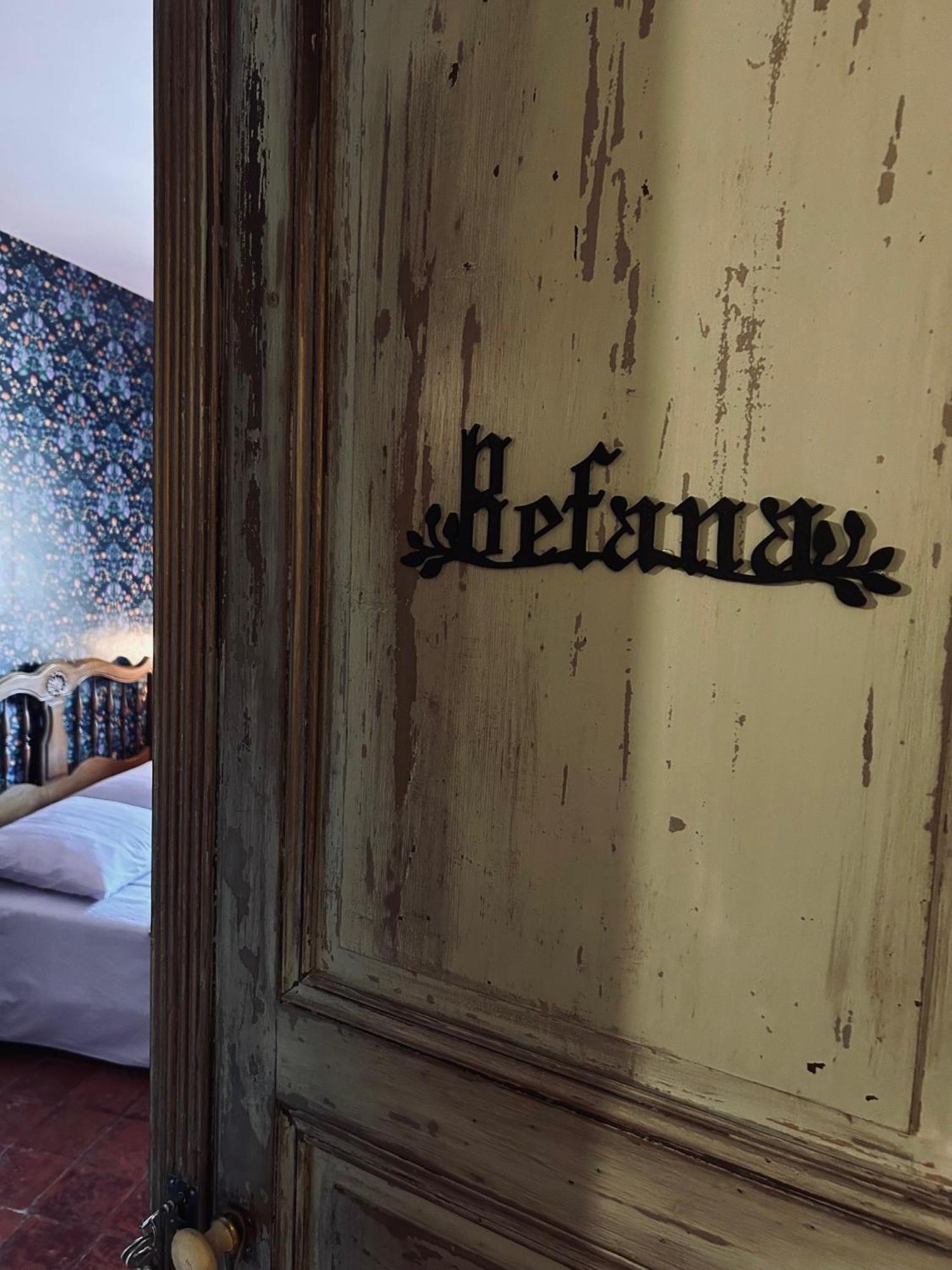 カプタング La Babayaga Bed & Breakfast エクステリア 写真