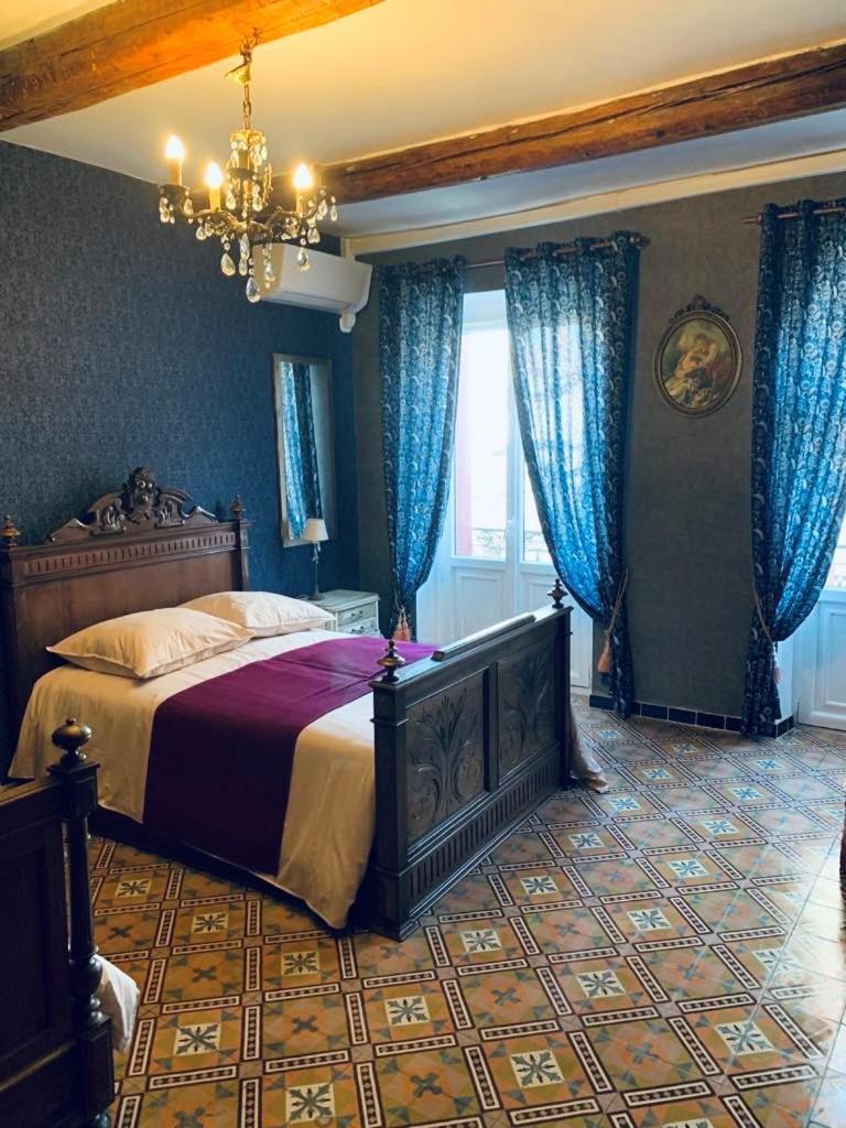 カプタング La Babayaga Bed & Breakfast エクステリア 写真